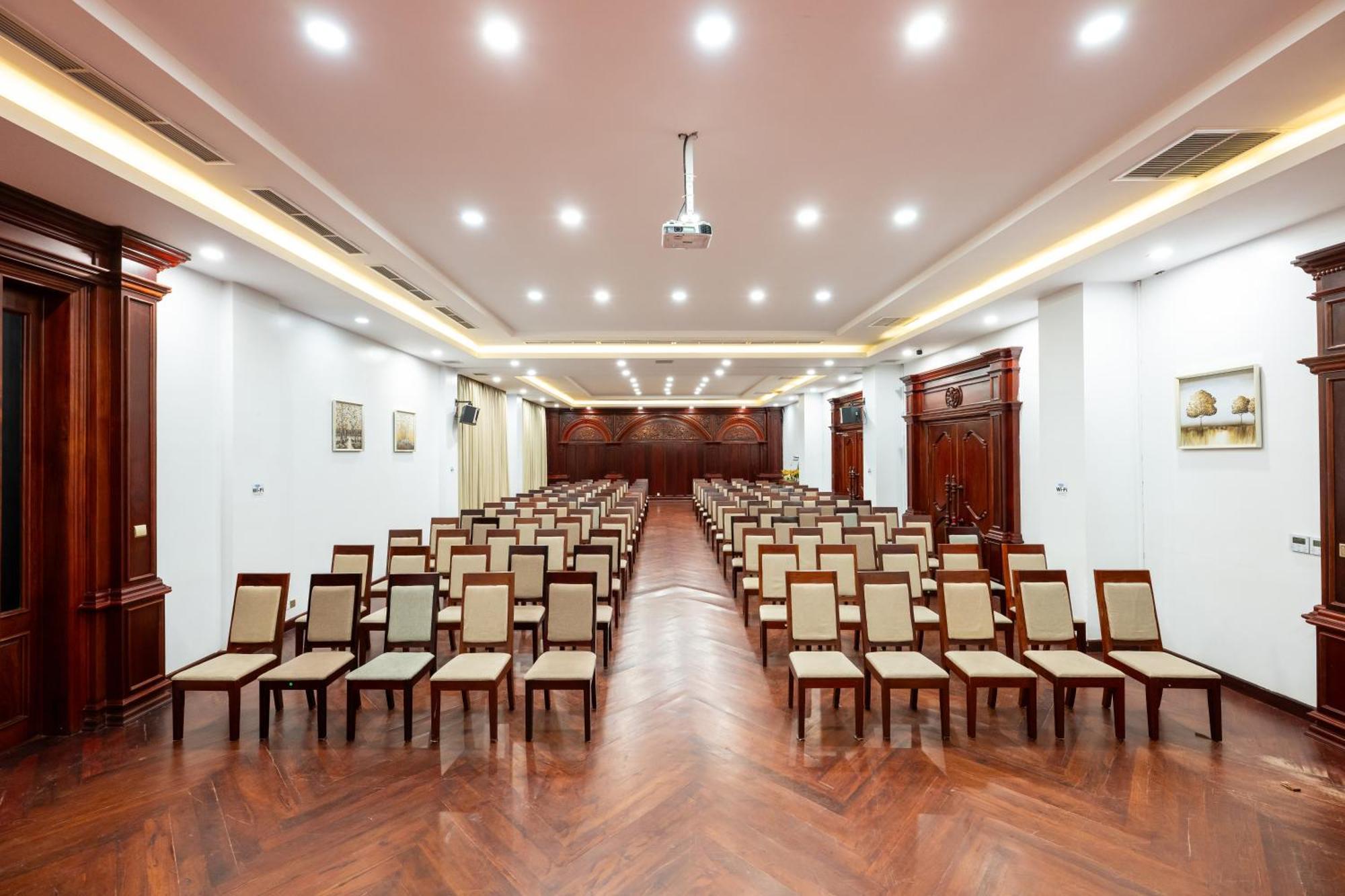 Lbn Asian Hotel Kampong Cham Luaran gambar