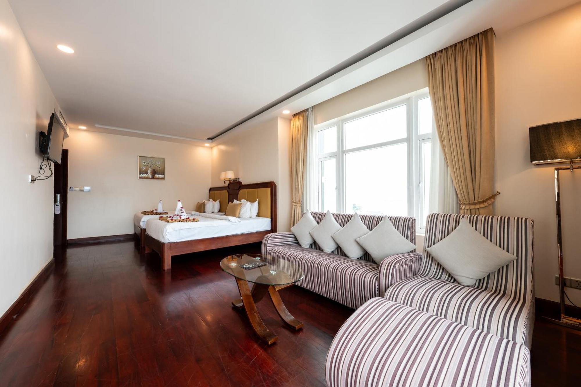 Lbn Asian Hotel Kampong Cham Luaran gambar