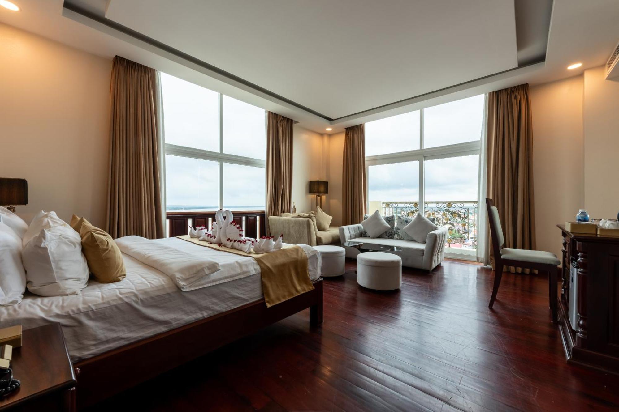 Lbn Asian Hotel Kampong Cham Luaran gambar