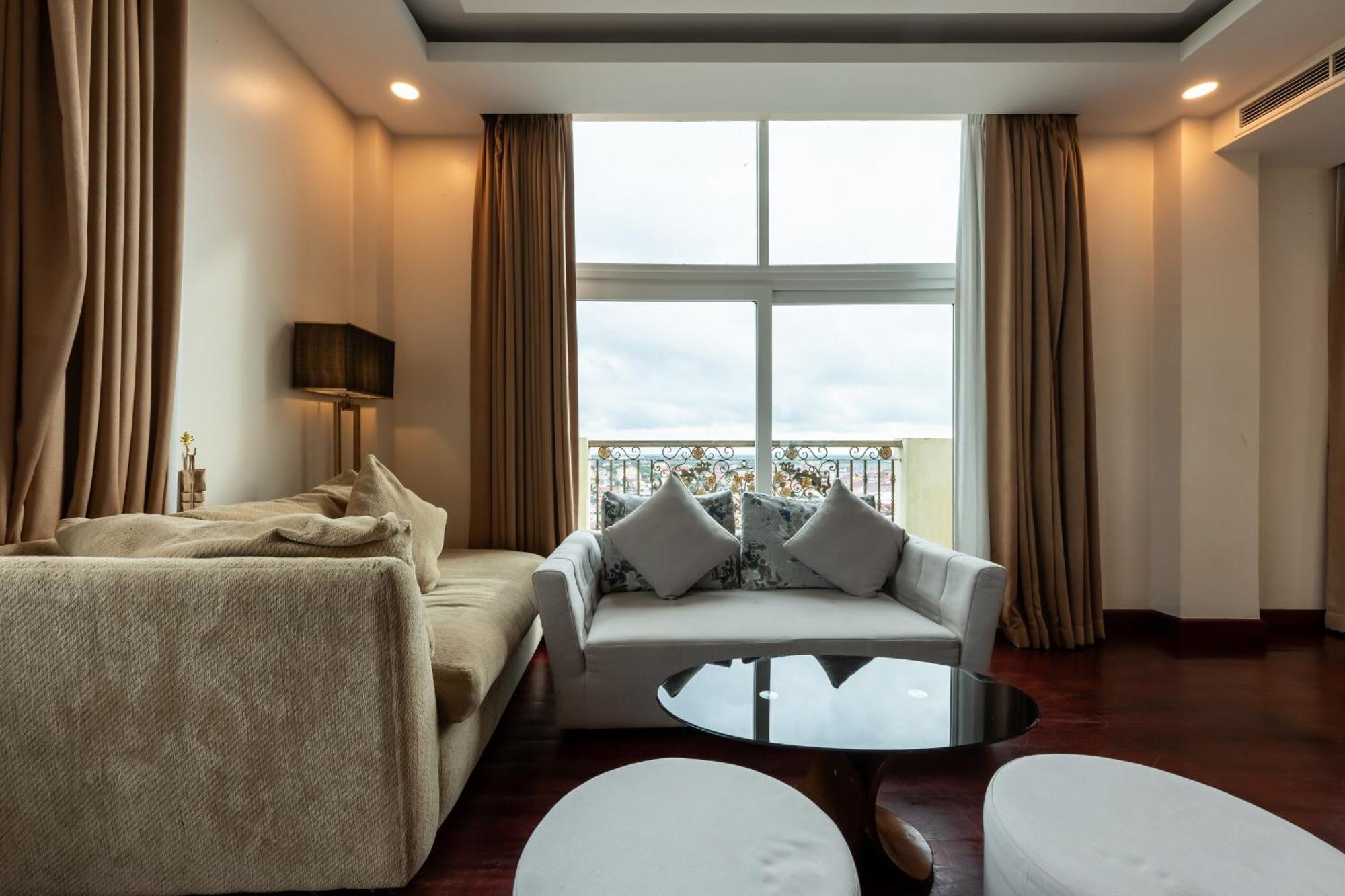 Lbn Asian Hotel Kampong Cham Luaran gambar