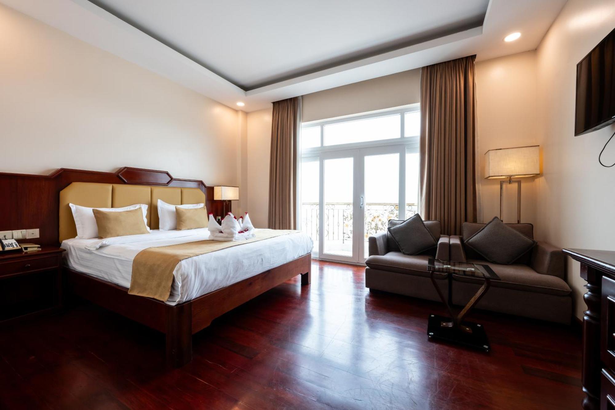 Lbn Asian Hotel Kampong Cham Luaran gambar